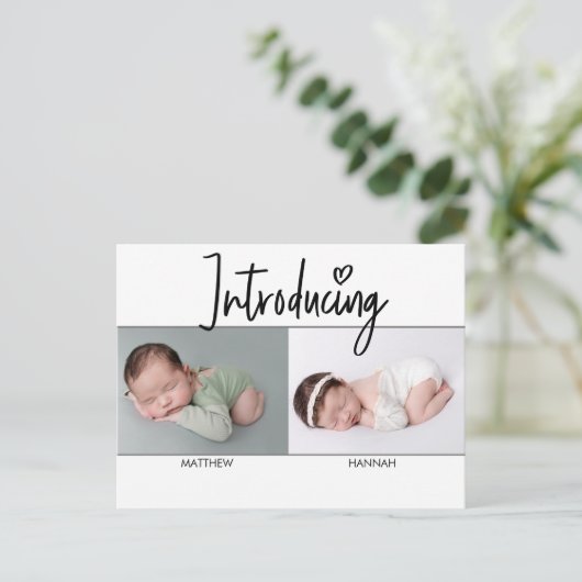 Carte Postale Faire-part Simple introduction Script Twins garçon et fille n (Debout devant)