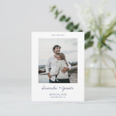 Carte Postale Faire-part Simple Modern Blue Script Photo Enregistrer la dat (Debout devant)