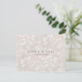Carte Postale Faire-part White Bokeh Modern Glamor Chic Enregistrer la date (Debout devant)
