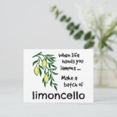 Carte Postale Faire un lot de liqueur Limoncello Lemon (Debout devant)