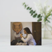 CARTE POSTALE FAIS DE MOI UN SANDWICH (Debout devant)