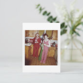 Carte Postale faites la vaisselle !  (Debout devant)