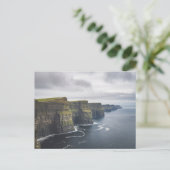 Carte Postale Falaises de Moher, Irlande, Nuageux (Debout devant)