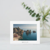 Carte Postale Faraglioni et Tonnara à Scopello, Sicile (Debout devant)