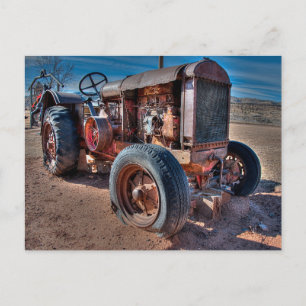 Carte Postale Farms   Rusty Antique Tractor