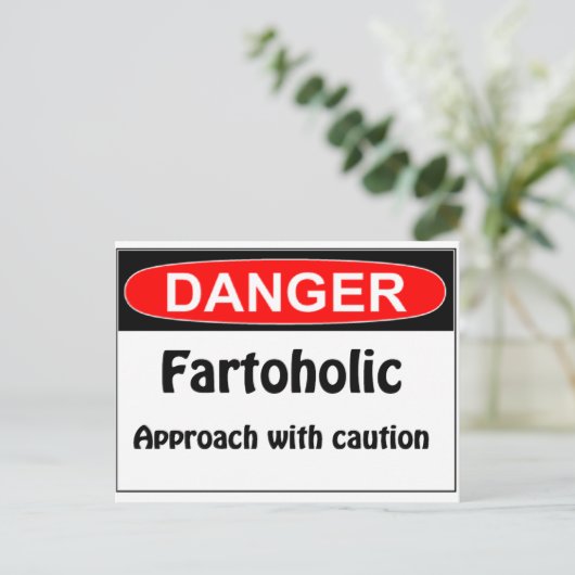 Carte Postale Farting Danger (Debout devant)