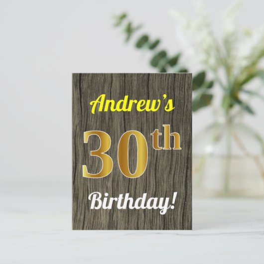 Carte Postale Faux Wood, Faux Gold 30th Birthday & Custom Name (Debout devant)