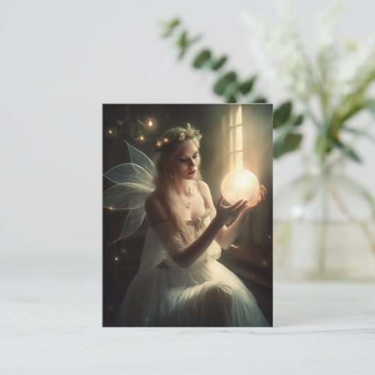 Carte Postale Fée Avec Orbe Magique Lumineuse Art Imaginaire (Debout devant)