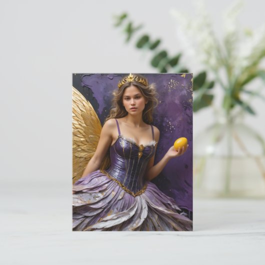 Carte Postale Fée avec un oeuf (Debout devant)