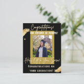 Carte Postale Félicitations ! Le futur est à vous ! Diplômé (Debout devant)
