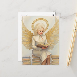 Carte Postale Femme ange blonde assise sur des livres en train d
