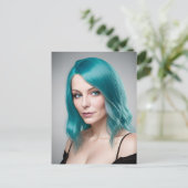 Carte Postale Femme aux cheveux sarcelle (Debout devant)