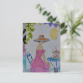 Carte Postale Femme avec collage de cupcakes (Debout devant)