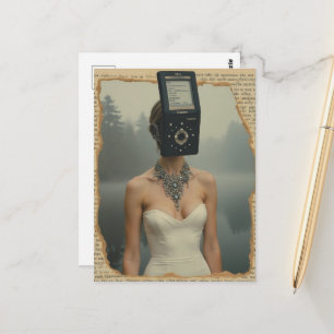 Carte Postale femme avec une technologie obsolète pour sa tête