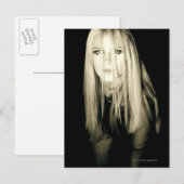 Carte Postale Femme de mode gothique (Devant / Derrière)