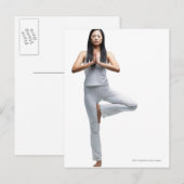 Carte Postale Femme debout en position de yoga (Devant / Derrière)