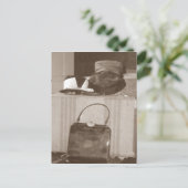 Carte Postale femme du pays (Debout devant)