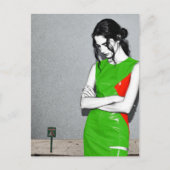 Carte Postale Femme en robe verte (Devant)