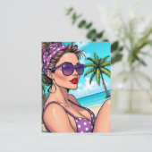Carte Postale Femme en violet Polka Dot Bikini sur la plage (Debout devant)