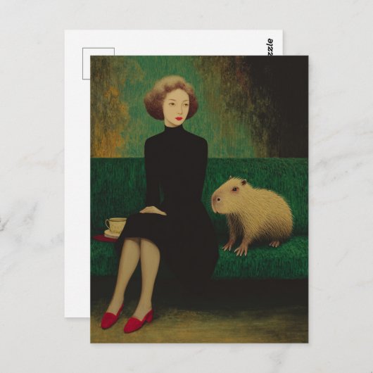 Carte Postale Femme et Capybara sur le canapé (Devant / Derrière)