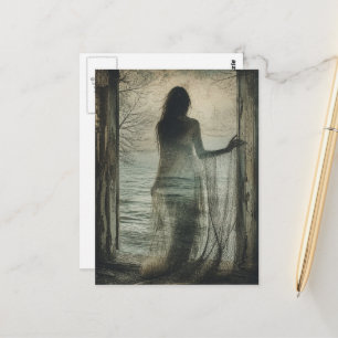 Carte Postale Femme fantôme dans une maison de plage abandonnée