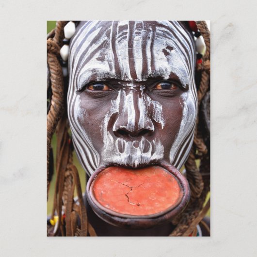 Carte Postale Femme Mursi avec plaque labiale (Devant)