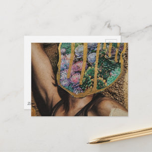 Carte Postale Femme succulente dans l'art de collage surréaliste