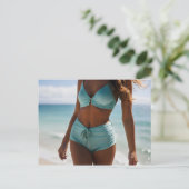 Carte Postale Femme sur la plage (Debout devant)