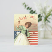 Carte Postale Femme US Flag Fireworks (Debout devant)