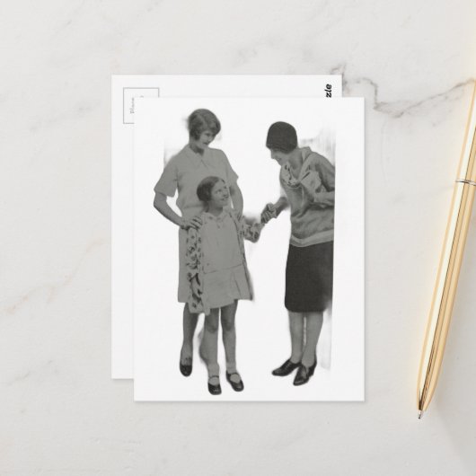 Carte Postale Femmes et une fille de style rétro (Devant/Arrière en situation)