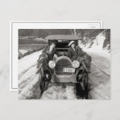 Carte Postale Femmes Posing Sur Automobile, 1920 (Devant / Derrière)