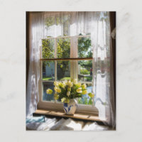 Fenêtre avec rideau de dentelle et tulipes