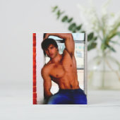 Carte Postale Fenêtre Shopping (Debout devant)