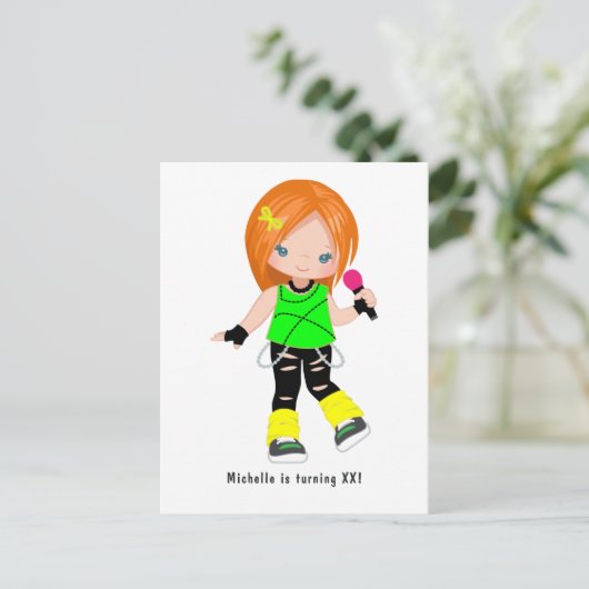 Carte Postale Fête d'anniversaire de rock star fille aux cheveux (Debout devant)