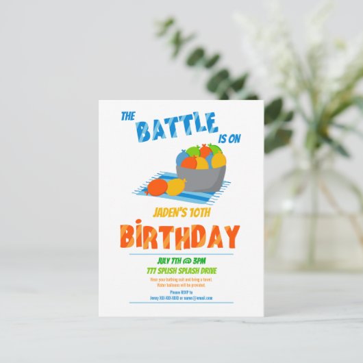 Carte Postale Fête d'anniversaire d'été pour enfants Piscine à b (Debout devant)