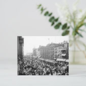 Carte Postale Fête du Travail, Buffalo, New York : 1900 (Debout devant)