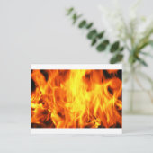 Carte Postale Feu brûlant (Debout devant)