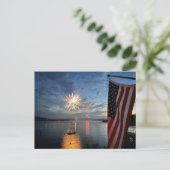 Carte Postale Feu d'artifice et drapeau ! (Debout devant)