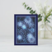 Carte Postale Feux d'artifice explosant dans un ciel bleu (Debout devant)
