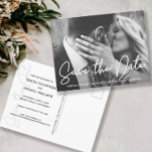 Carte Postale Fiançailles Photo De Script Moderne Enregistrer La<br><div class="desc">Customisez avec votre propre photo sur cette carte postale mariage "Save the Date". Annoncez votre fiançailles, personnalisez les noms (mariée et mariée), l'emplacement, le libellé, l'adresse de retour, le site Web du mariage et déconnectez-vous de vos coordonnées de mariage à venir. Félicitation ! Faites-moi savoir si vous avez besoin d'aide pour...</div>