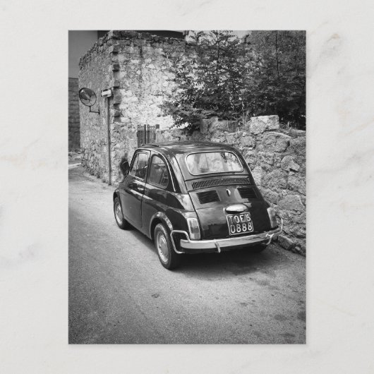 Carte Postale FIAT 500 voiture en noir et blanc (Devant)