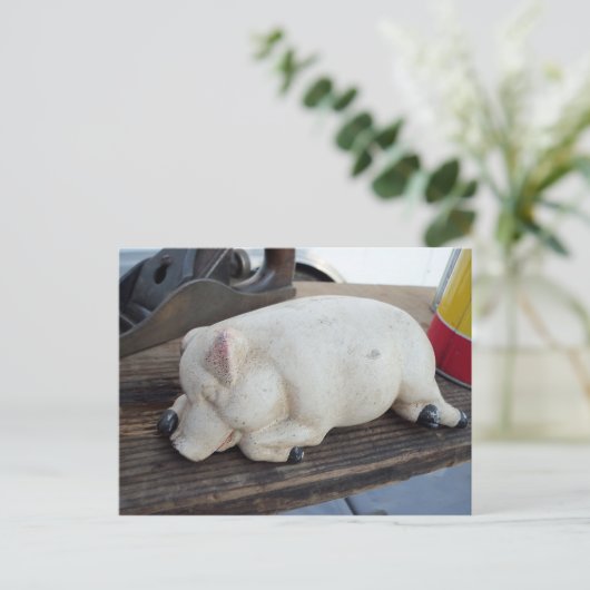 Carte Postale Figurine de cochon couché (Debout devant)