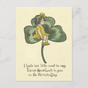 Carte Postale Fille Assis Sur Shamrock