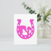 Carte Postale Fille avec cheval et Casquette occidental Hot rose (Debout devant)