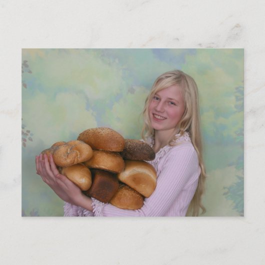 Carte Postale Fille avec des pains (Devant)