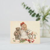 Carte Postale Fille avec teddy et agneau (Debout devant)