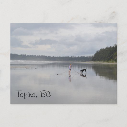 Carte Postale Fille et chien à la plage (Devant)