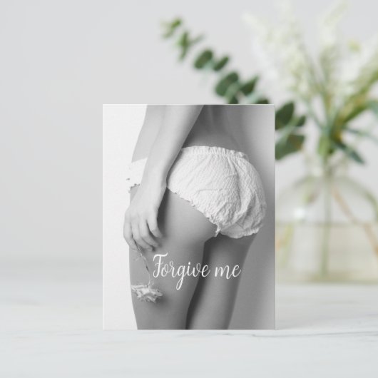 Carte Postale Fille Fleur Imprimée (Debout devant)