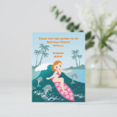 Carte Postale Fille surf grande vague avec dauphins (Debout devant)