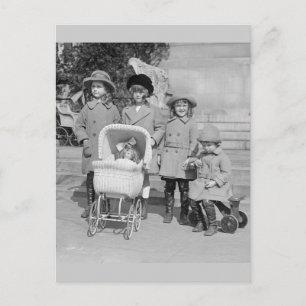 Carte Postale Filles Day Out, 1922